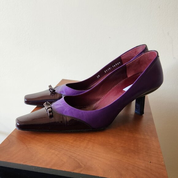 Bruno Magli Italy Leather Purple Shoes Heels Bow Size 7.5 or 7 1/2 Medium Heel - Picture 1 of 15